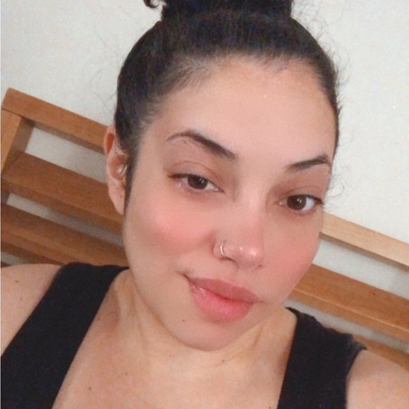 Meet your Posher, Nekane - Picture 1 of 1